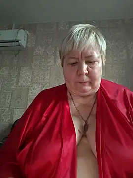 EffectFiona online show from 10/25/25, 02:30