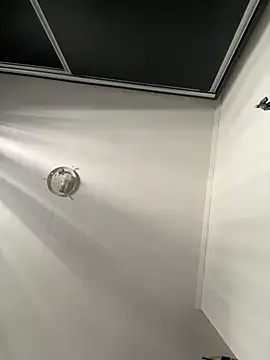 Gipoltergeist online show from 04/15/26, 03:19