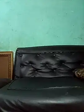 Snapshot of Gegeix chatting on 01/06/25, 12:02 Gegeix online show from 01/06/25, 12:02