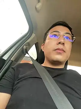 andrewmhilton  online show from 03/20/25, 03:47