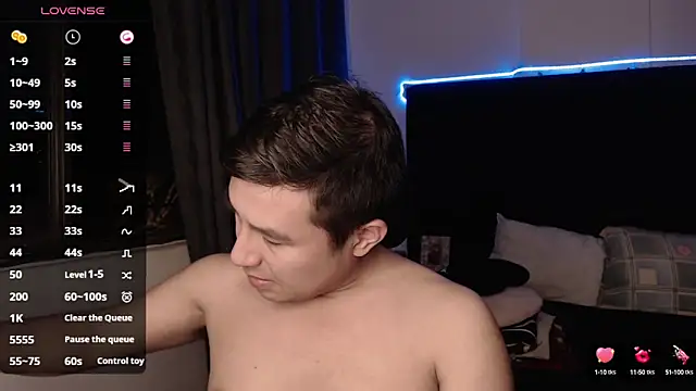 andrewmhilton  online show from 09/13/25, 05:18