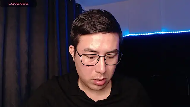 andrewmhilton  online show from 02/19/26, 05:25