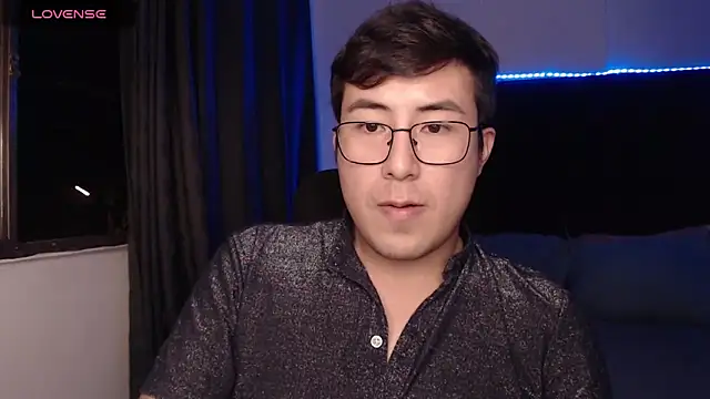 andrewmhilton  online show from 03/23/26, 05:55