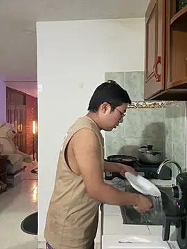 andrewmhilton  online show from 03/23/26, 07:18