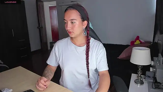  Tammyy online show from 02/17/25, 09:08