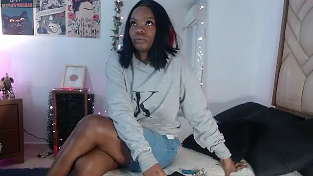 Kenya Agu online show from 12/15/24, 11:12