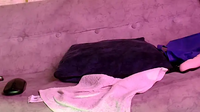 Kenya Agu online show from 03/18/25, 07:08