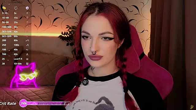 Snapshot of BratzieDarsie chatting on 02/05/26, 11:04 BratzieDarsie online show from 02/05/26, 11:04