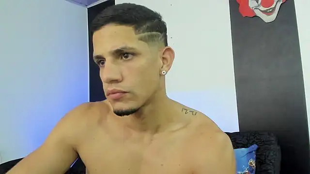 jhonnysnow17 online show from 01/28/25, 06:05