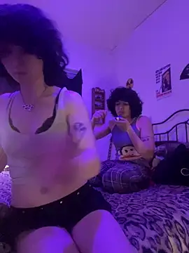 Bunny y online show from 12/18/25, 07:14