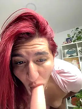 ari artis online show from 11/25/25, 07:08