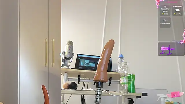 Miss69Ri99 online show from 01/31/25, 07:40