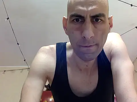 Snapshot of HandsomeAlfie chatting on 10/23/25, 05:07 HandsomeAlfie online show from 10/23/25, 05:07