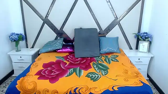 ChloexBigAss online show from 12/25/24, 09:00