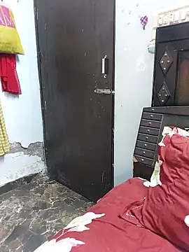 Poojabhabi101 online show from 11/08/25, 05:23