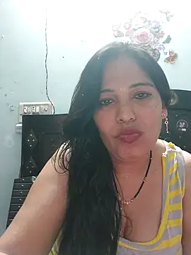 Poojabhabi101 online show from 03/11/26, 05:13