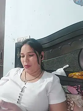 Poojabhabi101 online show from 05/22/26, 07:48