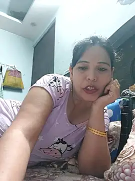 Poojabhabi101 online show from 06/04/26, 06:08
