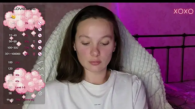 lil luna x online show from 12/08/24, 04:07