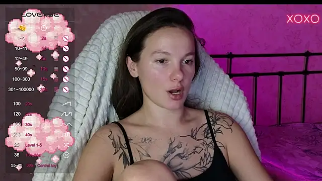 lil luna x online show from 12/09/24, 01:02