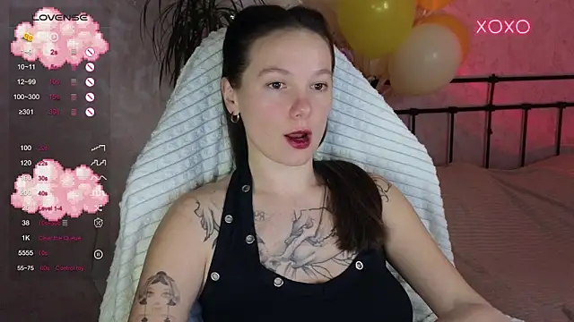 lil luna x online show from 02/05/26, 07:29