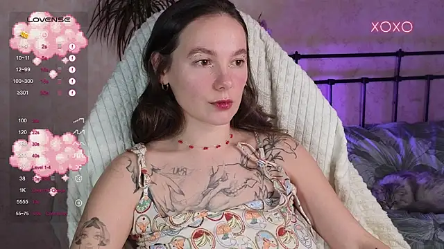 lil luna x online show from 03/23/26, 05:28