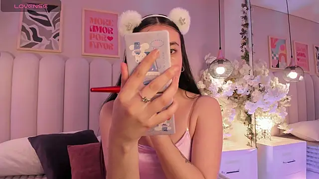 cute  cherry  online show from 10/29/25, 10:11