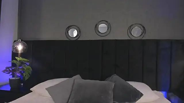 cute  cherry  online show from 04/11/26, 07:40