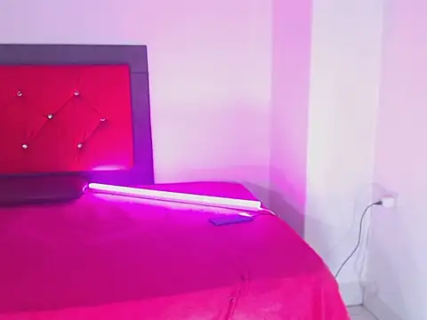 sofia collenx online show from 02/11/26, 09:31