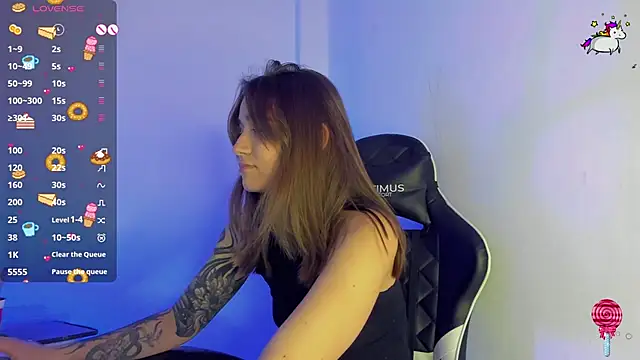 Snapshot of _alicerosse2 chatting on 03/13/25, 04:05 alicerosse2 online show from 03/13/25, 04:05