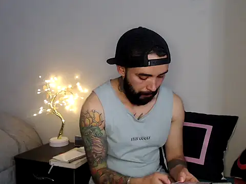 transgenderboy online show from 09/08/25, 06:51