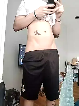 LiverandBrat77 online show from 02/07/25, 04:14