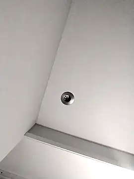 LiverandBrat77 online show from 02/08/25, 03:52