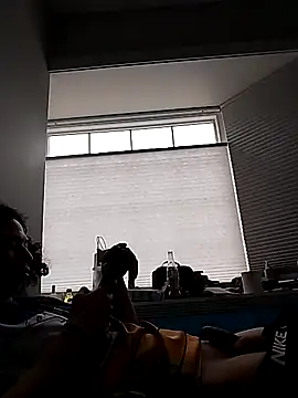 LiverandBrat77 online show from 02/08/25, 03:31