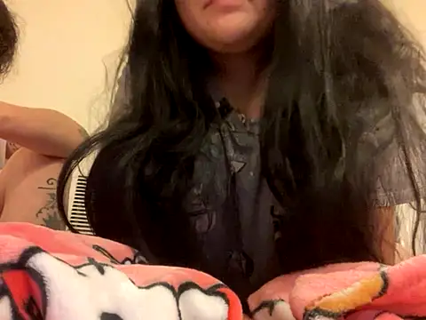 LiverandBrat77 online show from 11/12/25, 03:51