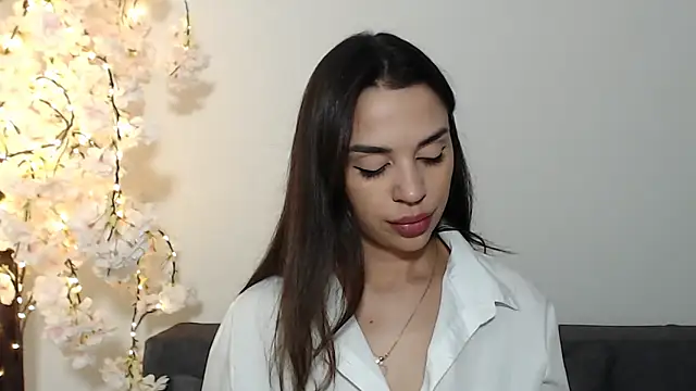 Mika Gold online show from 10/30/25, 04:41