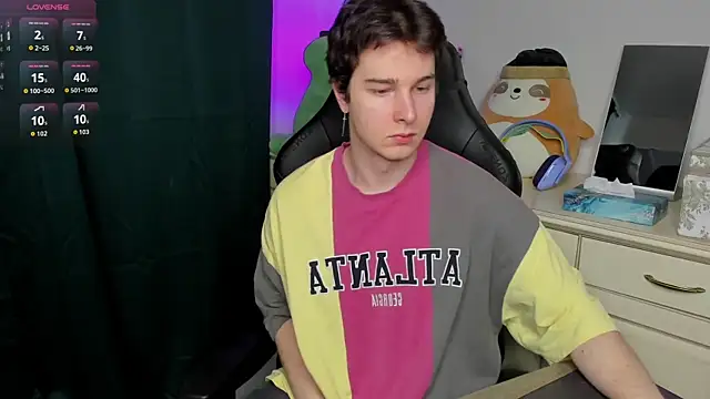 Vincent Strong online show from 02/13/26, 08:10