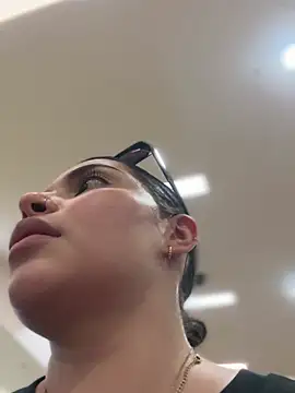 GigiiStone online show from 01/31/25, 12:17