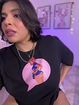 GigiiStone online show from 03/19/25, 09:48