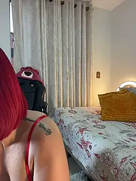 zafiro mo0n online show from 02/14/26, 10:39