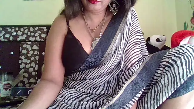 Snapshot of NautyBabe chatting on 02/23/25, 10:06 NautyBabe online show from 02/23/25, 10:06