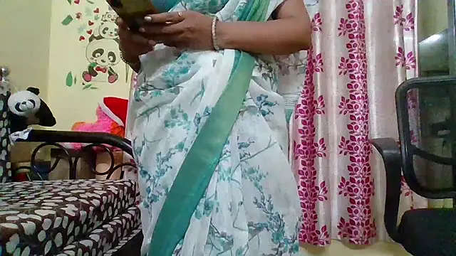 Snapshot of NautyBabe chatting on 03/07/25, 01:09 NautyBabe online show from 03/07/25, 01:09