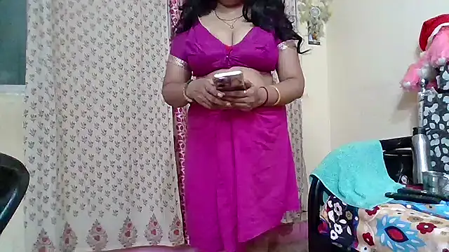 Snapshot of NautyBabe chatting on 07/04/26, 12:06 NautyBabe online show from 07/04/26, 12:06