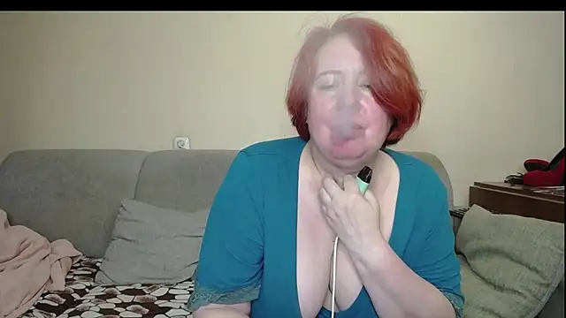 NikolRedMilf online show from 09/11/25, 09:37