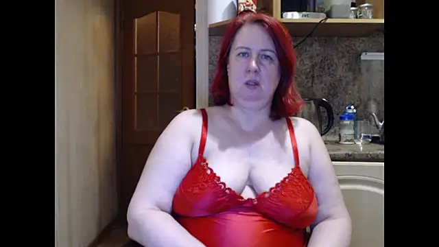 NikolRedMilf online show from 04/18/26, 12:25