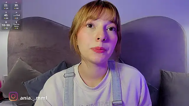 Snapshot of Ania_jones chatting on 01/14/25, 08:15 Ania jones online show from 01/14/25, 08:15