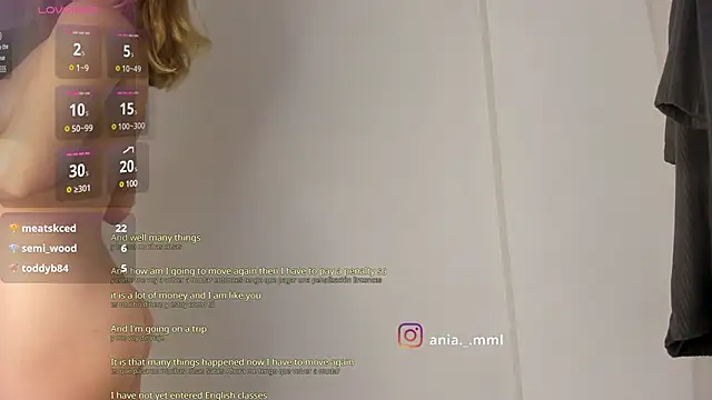 Snapshot of Ania_jones chatting on 03/20/25, 12:19 Ania jones online show from 03/20/25, 12:19