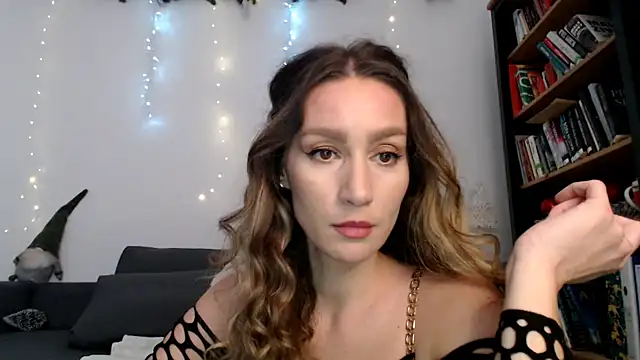 ChocoBelle online show from 12/13/24, 09:09