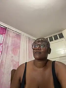 LiraRusso online show from 03/13/26, 03:02