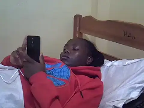 Snapshot of sweet-frida22 chatting on 01/28/25, 03:46 sweet-frida22 online show from 01/28/25, 03:46